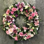 Traditional Open Wreath Ring Pink