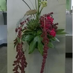 fwthumbCorporate-Large-Vase-Flowers-for-Hotel.jpg