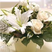 Christmas Scent Flower Arrangement