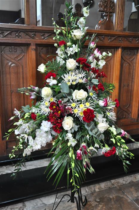 Pedestal Displays For Church Reception Rays Florist Weddings
